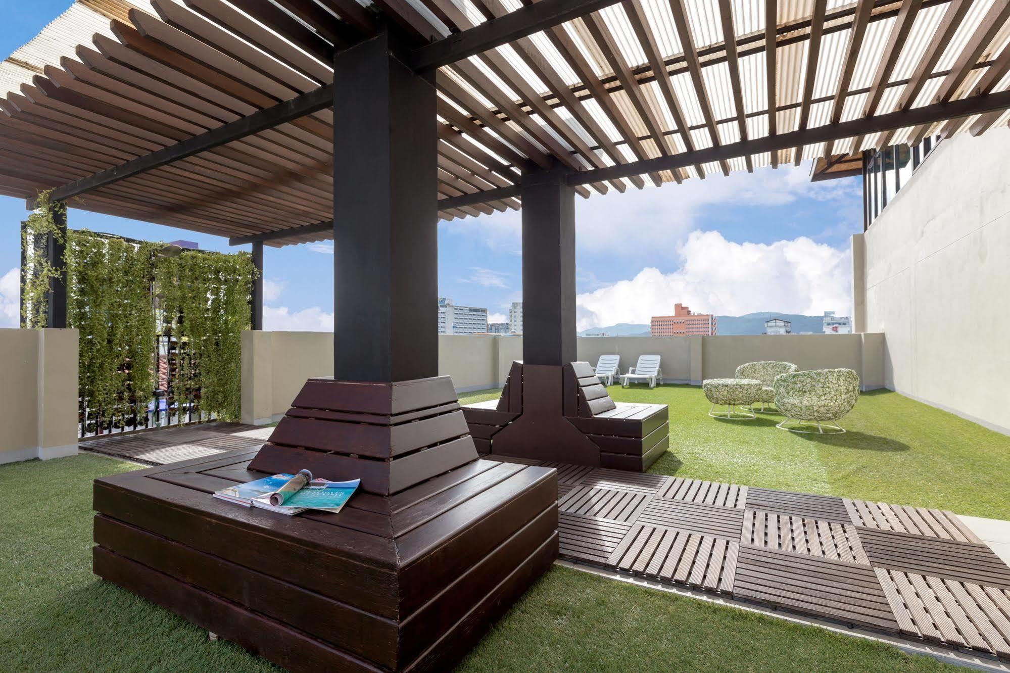 Lub Sbuy House Hotel - Sha Phuket Exterior photo