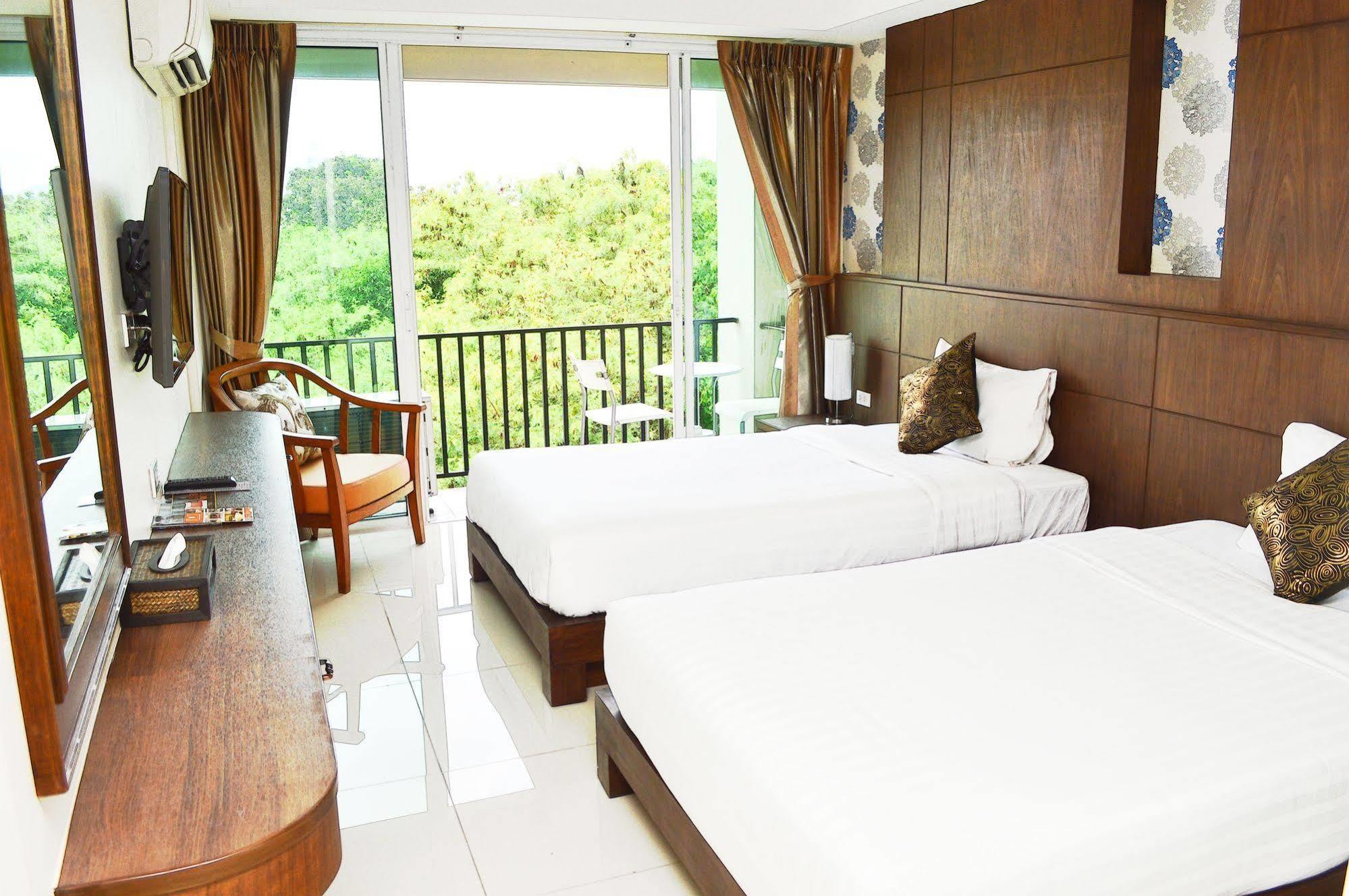 Lub Sbuy House Hotel - Sha Phuket Exterior photo